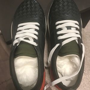 Brand New Bottega Veneta Men’s Leather Sneakers